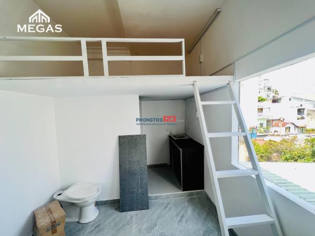 Duplex Gần Hutech FTU Ngoại Thương GTVT UEF ngã tư hàng xanh