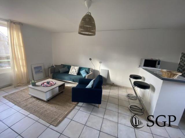 Duplex Gif sur Yvette