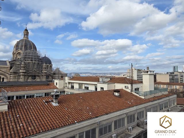 Duplex d’exception 115 m2 Vue mer & Cathédrale de la Major Rue de l’Évêché