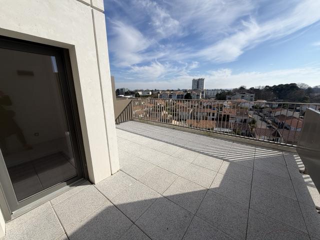Duplex d’exception Dernier étage Terrasse Frais de notaire OFFERTS