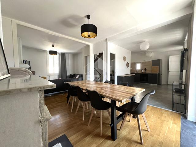 Duplex d'exception 4 chambres, 2 suites parentales, terrasse et vue panoramique sur les Pyrénées
