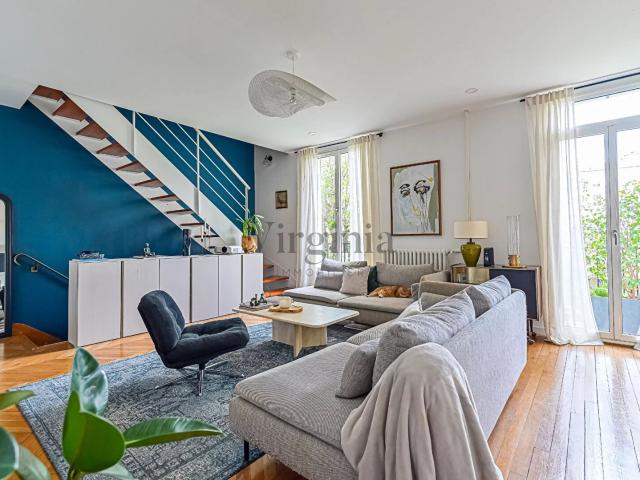 Duplex d'exception Triangle d'Or Entièrement rénové