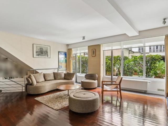 Duplex d'Exception au Coeur du 10ème