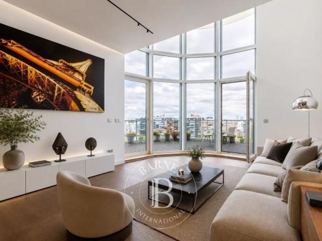 Duplex d'exception avec terrasse panoramique – Batignolles
