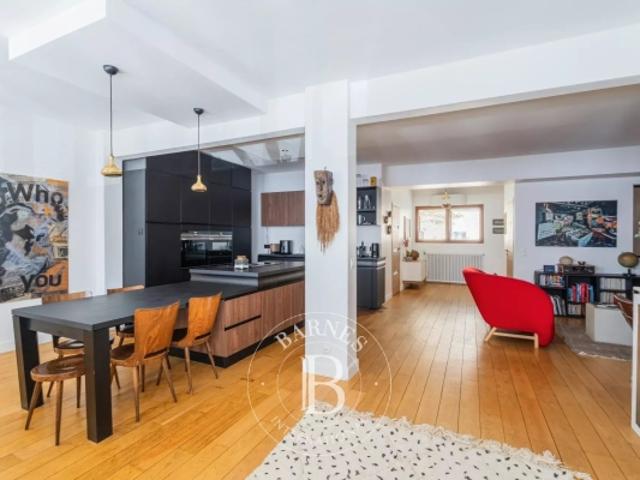DUPLEX de 120 m² comme dans une maison aux portes de Paris