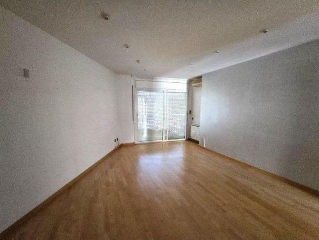 DÚPLEX DE 4 HABITACIONES EN RUBÍ