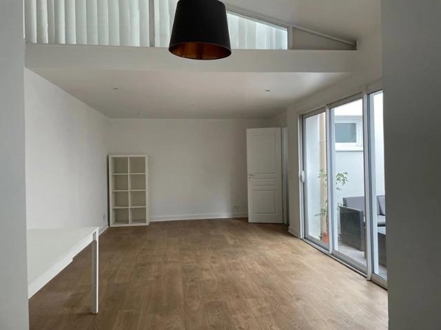 Exclusivité: Duplex de 6 pièces en rez de chaussée et 1er étage, Boulevard du Lycée à Vanves 92170