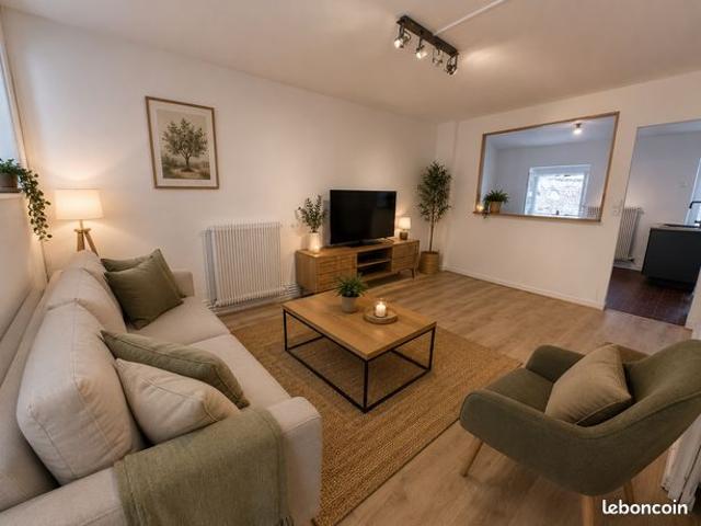 Duplex de Caractère au Cœur de Mâcon