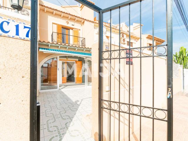 Dúplex de casas adosadas con solárium en El Chaparral