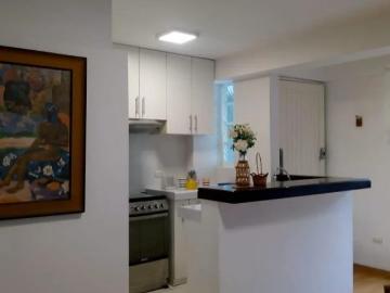 Duplex de dormitorio con cochera