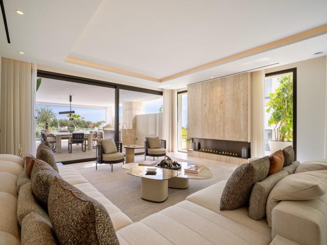 Dúplex de diseño en la prestigiosa urbanización cerrada Epic. 471m² Marbella