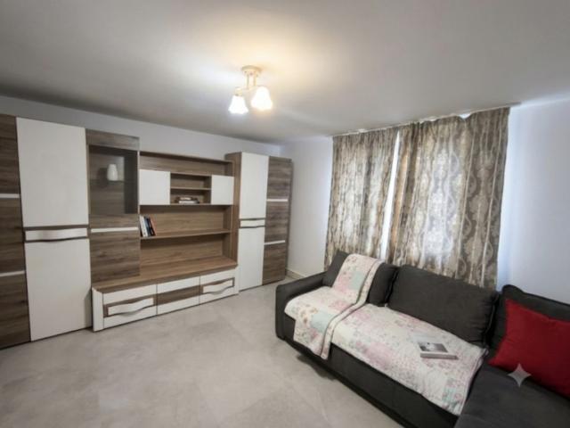 Duplex de inchiriat, 60 mp, 320mp teren, Radauti