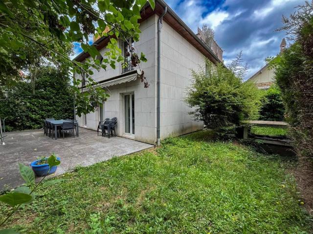 Duplex de luxe de 5 pièces en vente Le Raincy, Île de France