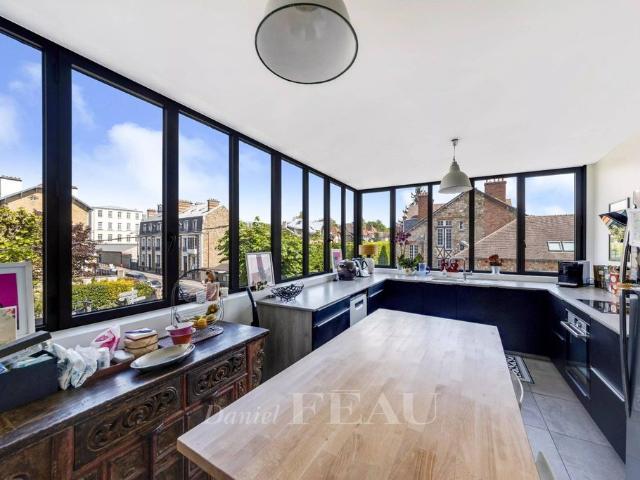 Duplex de luxe de 10 pièces en vente Le Chesnay, France