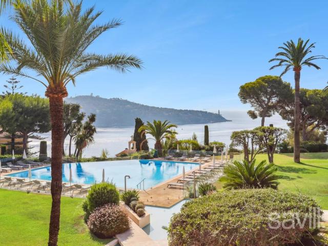 Duplex de prestige avec vue mer 129m² Nice