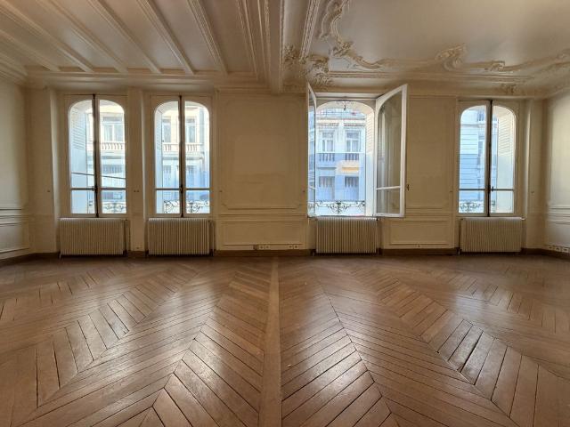 Duplex de prestige de 148 m2 en vente La Muette, Auteuil, Porte Dauphine, Paris, Île de France