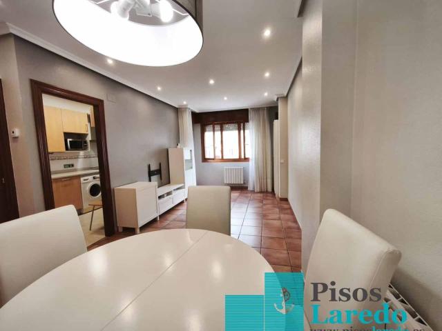 Dúplex de tres habitaciones en Bádames