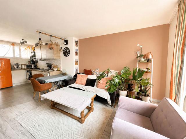 DUPLEX DE TYPE 3 PIÈCES
