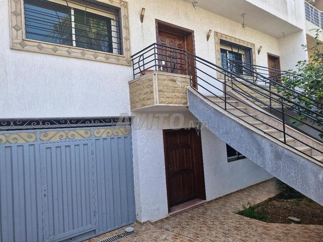 Duplex de villa situé à Al Boustane