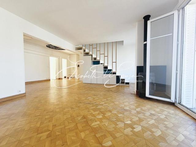 Duplex dernier étage 4 chambres 3 SDB Balcon