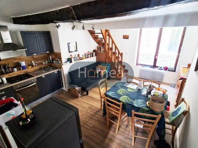 Duplex entre plage et port