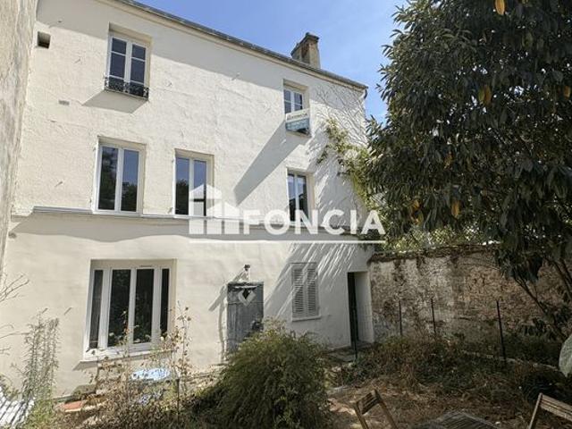 Duplex en centre ville avec jardin privatif