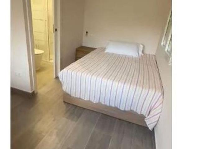 Dúplex en alquiler en calle Catalpa, Sant Cugat del Vallès, de 40 m² por 950