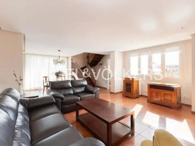 Dúplex en alquiler en Calle Carrer Camí Reial