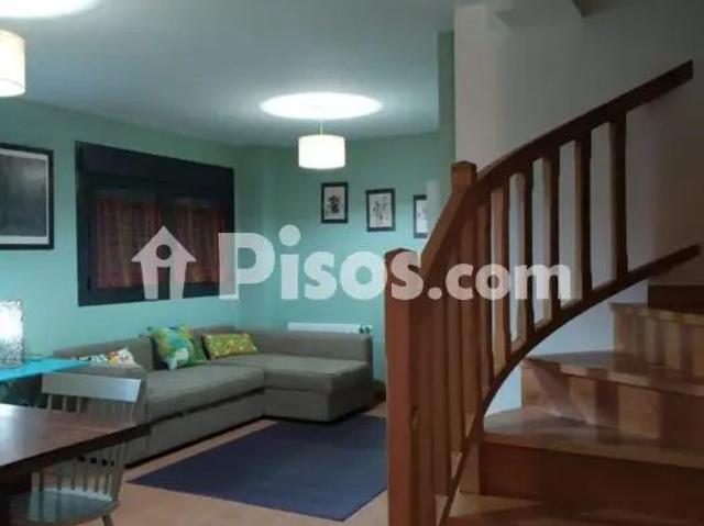 Dúplex en alquiler en Calle Boo