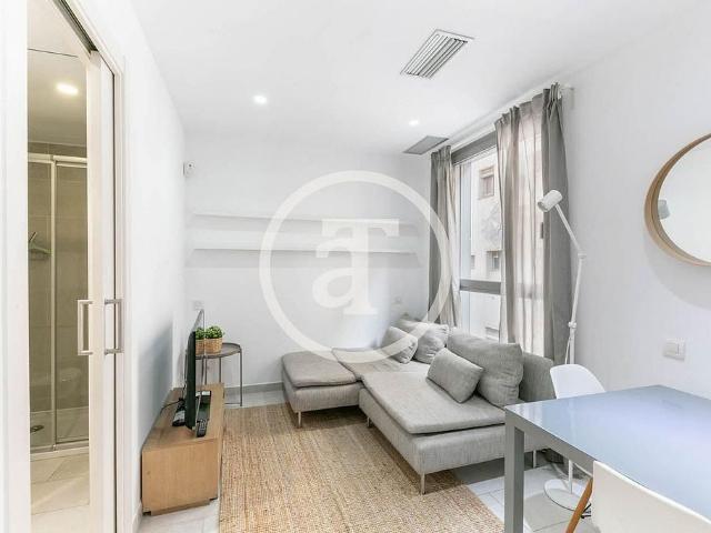 Dúplex en alquiler en calle De Felícia Fuster I Viladecans, Barcelona, de 55 m² 2 habitaciones por 1.600