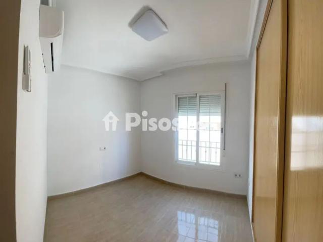 Dúplex en alquiler en Calle de la Lira, 31