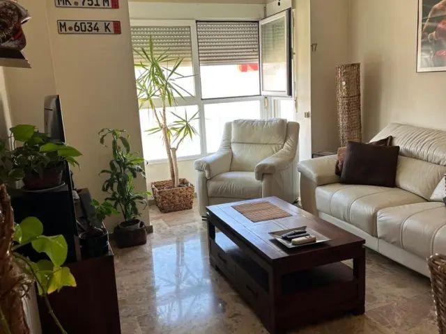 Dúplex en alquiler en Calle de Pedro de Valencia
