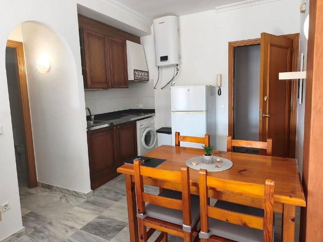 Dúplex en alquiler en calle Del Xaloc, Castelló d´Empúries, de 25 m² 1 habitación por 750