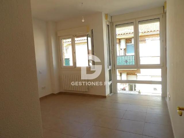 Dúplex en alquiler en Avenida de San Crispín