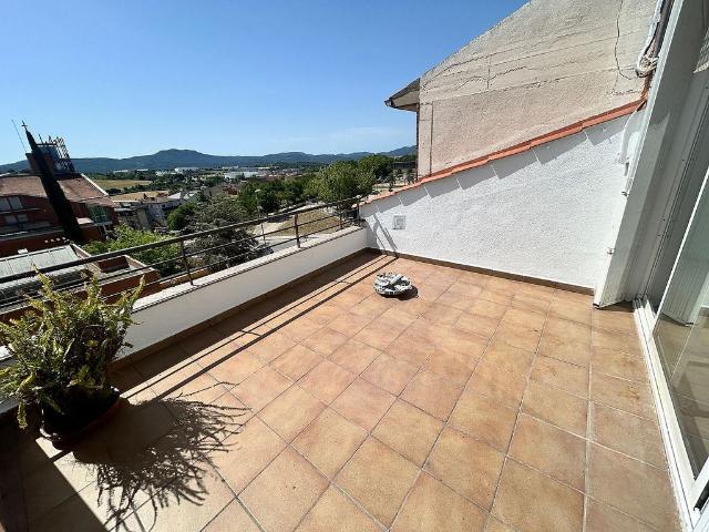 Dúplex en alquiler en pasaje Santa Maria del Jaire, Roca del Vallès, la, de 167 m² 3 habitaciones por 1.300