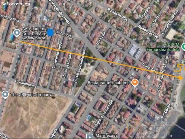 Dúplex en Santiago de la Ribera con garaje, piscina y a poco más de 500 metros