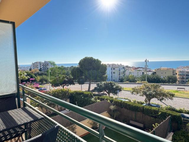 Dúplex en planta baja situada en Sitges, a corta distancia a. 172m² Sitges