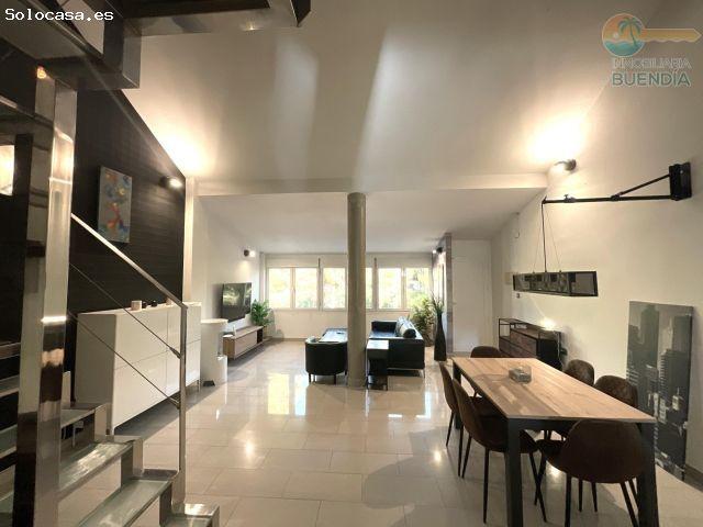 DUPLEX EN PRIMERA PLANTA CON APARTAMENTO Y GARAJE EN PLANTA BAJA