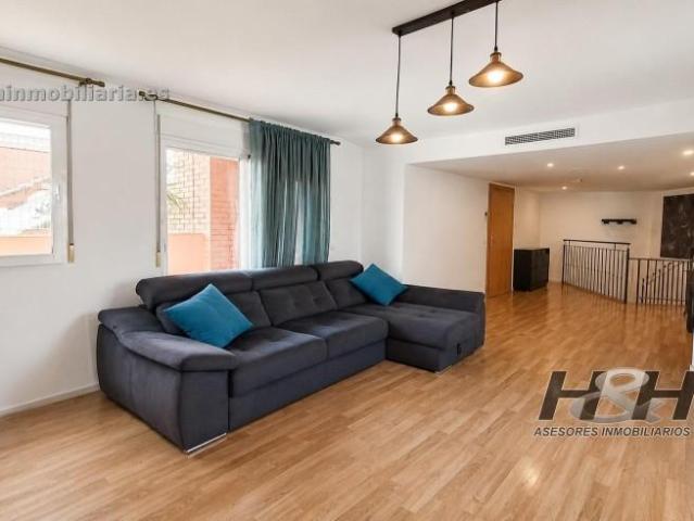 Duplex en venta Burjassot