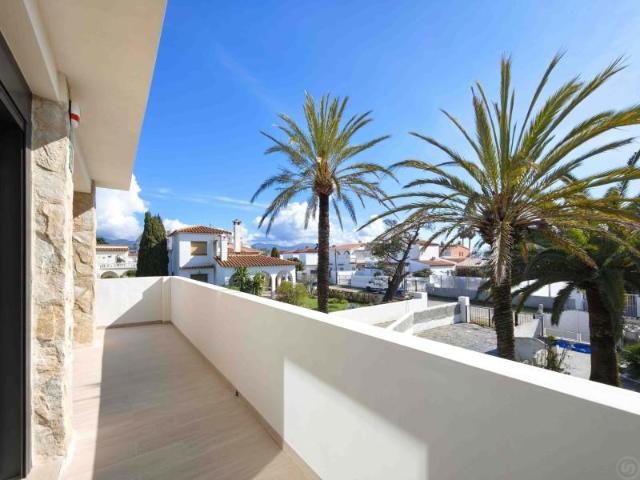 Duplex en venta Empuriabrava