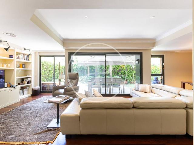 Dúplex en Venta en Colomer