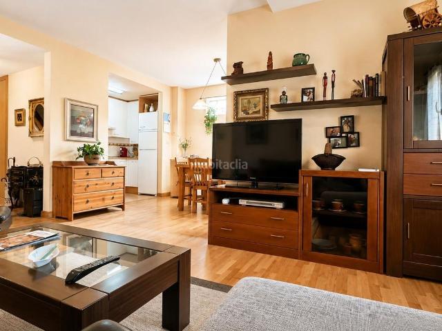Dúplex en venta en Comillas. AMPLIO DUPLEX EN PLENO CENTRO DE COMILLAS. Dúplex.