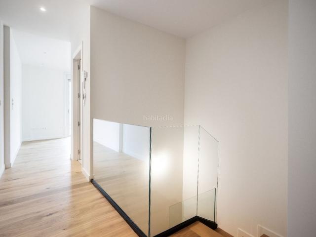 Dúplex en venta en Coruña A, San Pablo Juan Flórez. Venta de piso a estrenar con dos plazas de garaje y trastero. Dúplex Coruña.