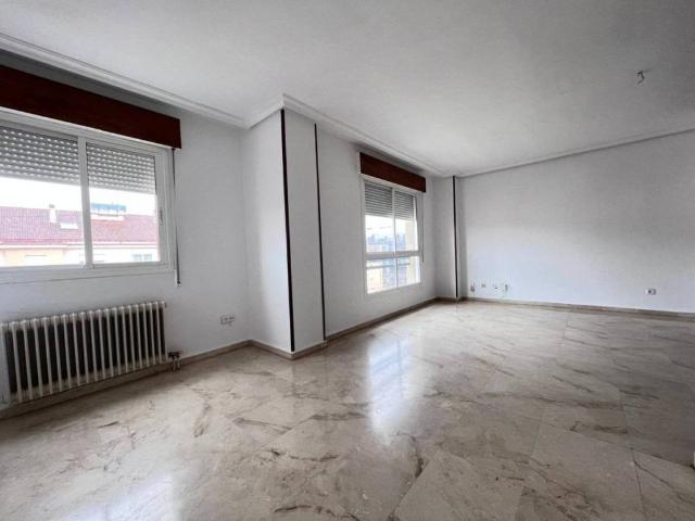 Dúplex en Venta en Cáceres