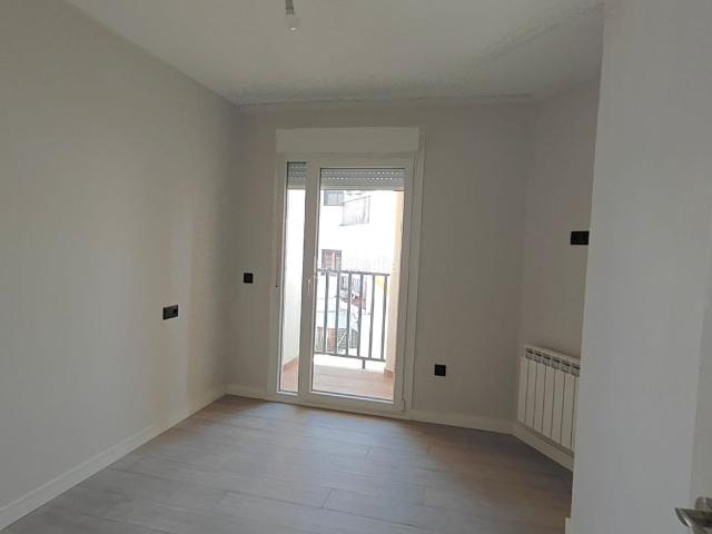 Dúplex en venta en Cáceres, Aguas Vivas La Zambomba. DUPLEX DE TRES HABITACIONES CON TERRAZA. Dúplex.
