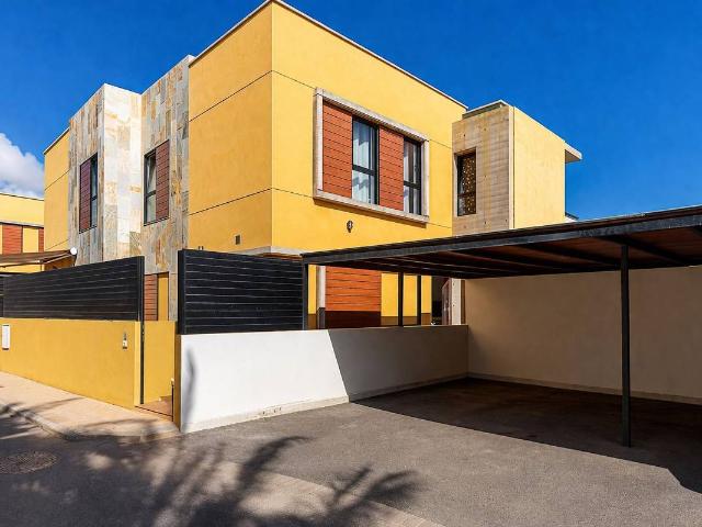 Dúplex en Venta en Caleta de Fuste
