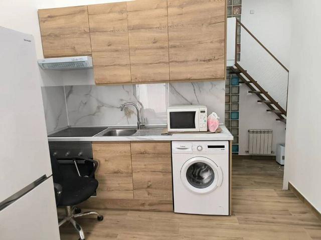Dúplex en venta en calle De Joan Riera, Barcelona, de 40 m² 2 habitaciones por 140.000
