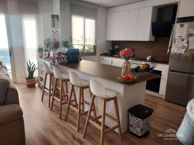 Ático en venta en calle De Pere Benavent, Reus, de 75 m² 2 habitaciones por 270.000