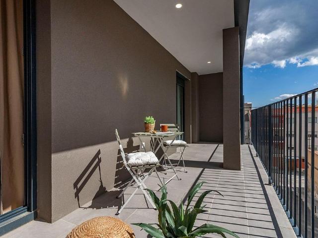 Dúplex en venta en calle De Pere Fizes, Terrassa, de 160 m² 6 habitaciones por 545.000