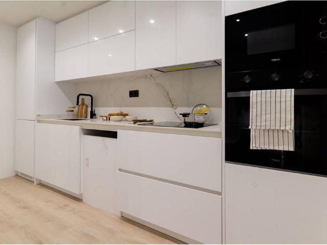 Dúplex en venta en calle Del Nord, Terrassa, de 156 m² 4 habitaciones por 395.000